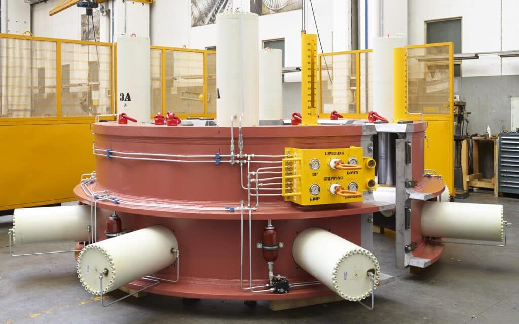 JACKET PILE GRIPPER INNOVATION AND EXPERTISE De Pretto Industrie